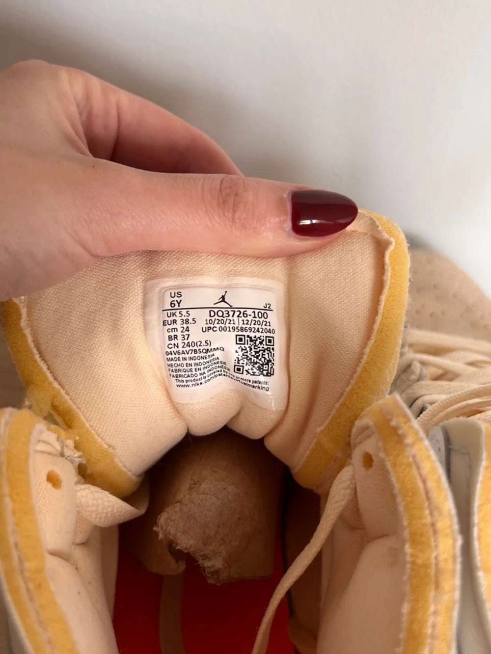 Nike Air Jordan High Top ‘Inside Out’ - Picture 5 of 6